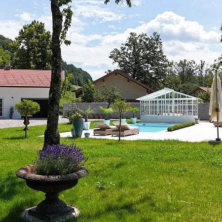 Luxus Mit Pool Im Chiemgau *
